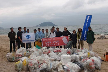 勤マルの日「志賀島・浜辺のクリーンアップ」