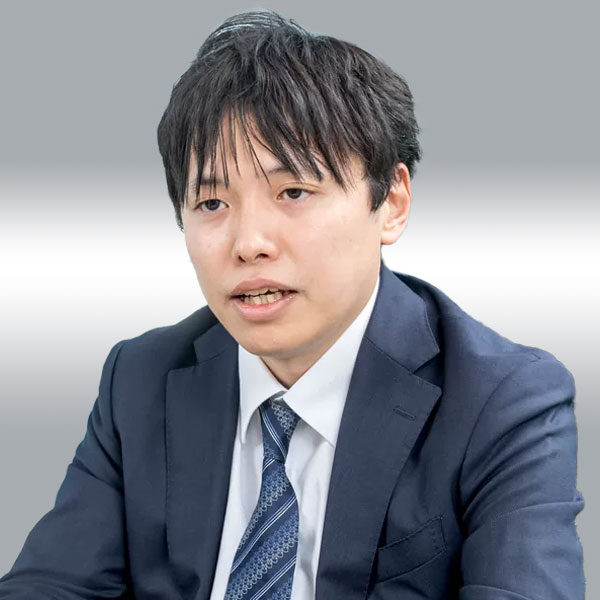 片山氏