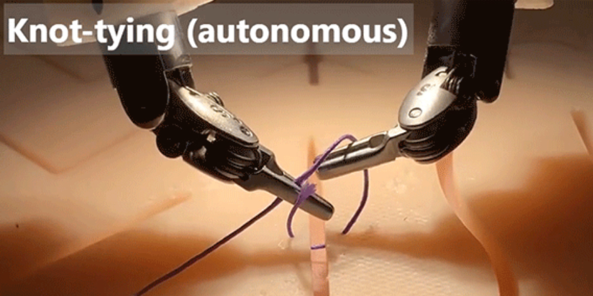ロボットが自動で縫合する様子(出典:NVIDIA)